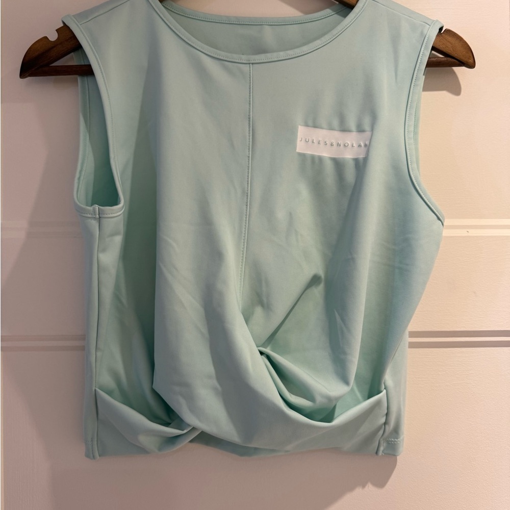 Jules et Nolan Mint Green Women's Muscle Tee